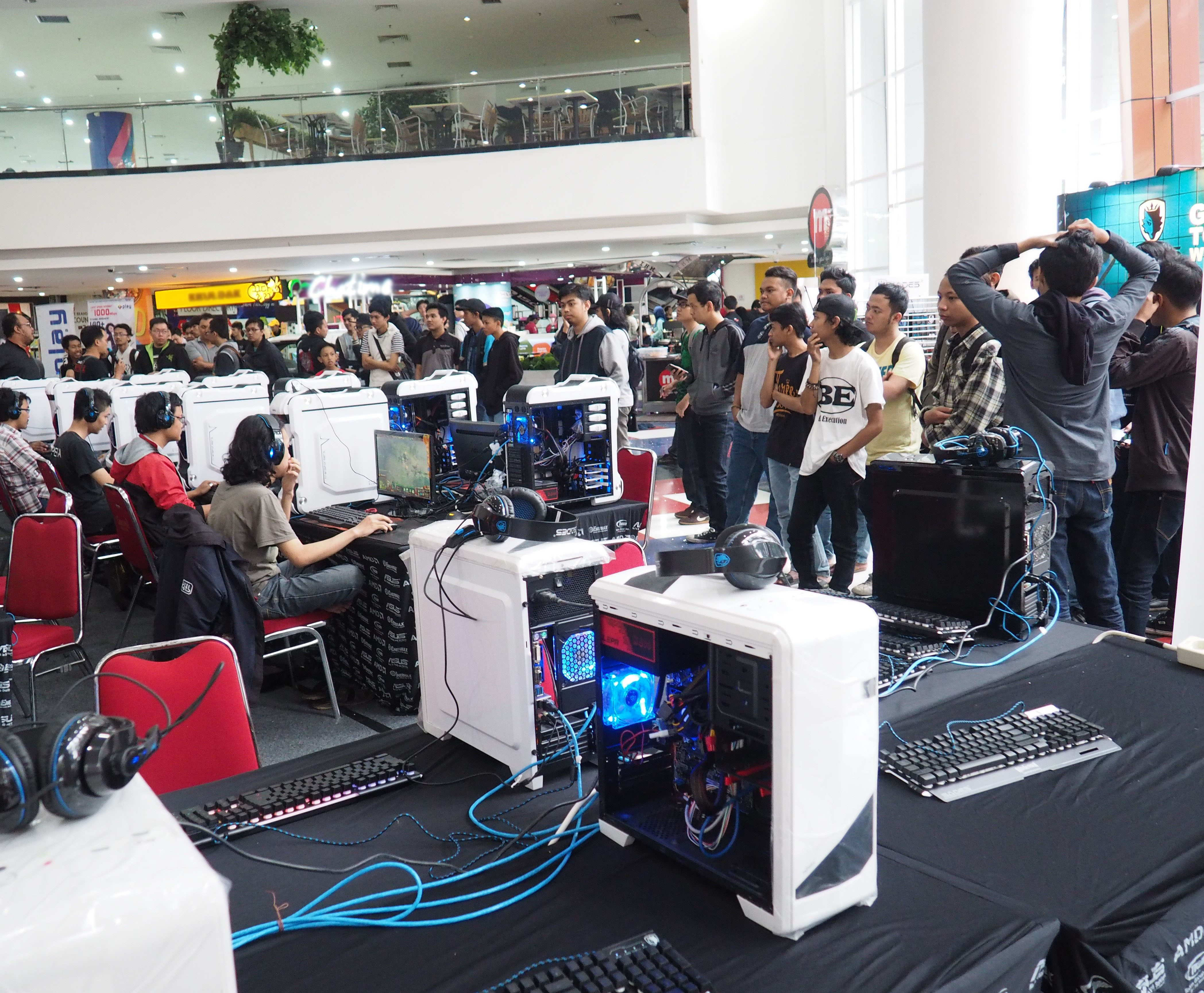 Hadir di Bandung E-Sports Competition MNC Play Berikan Fasilitas Terbaik untuk Gamers