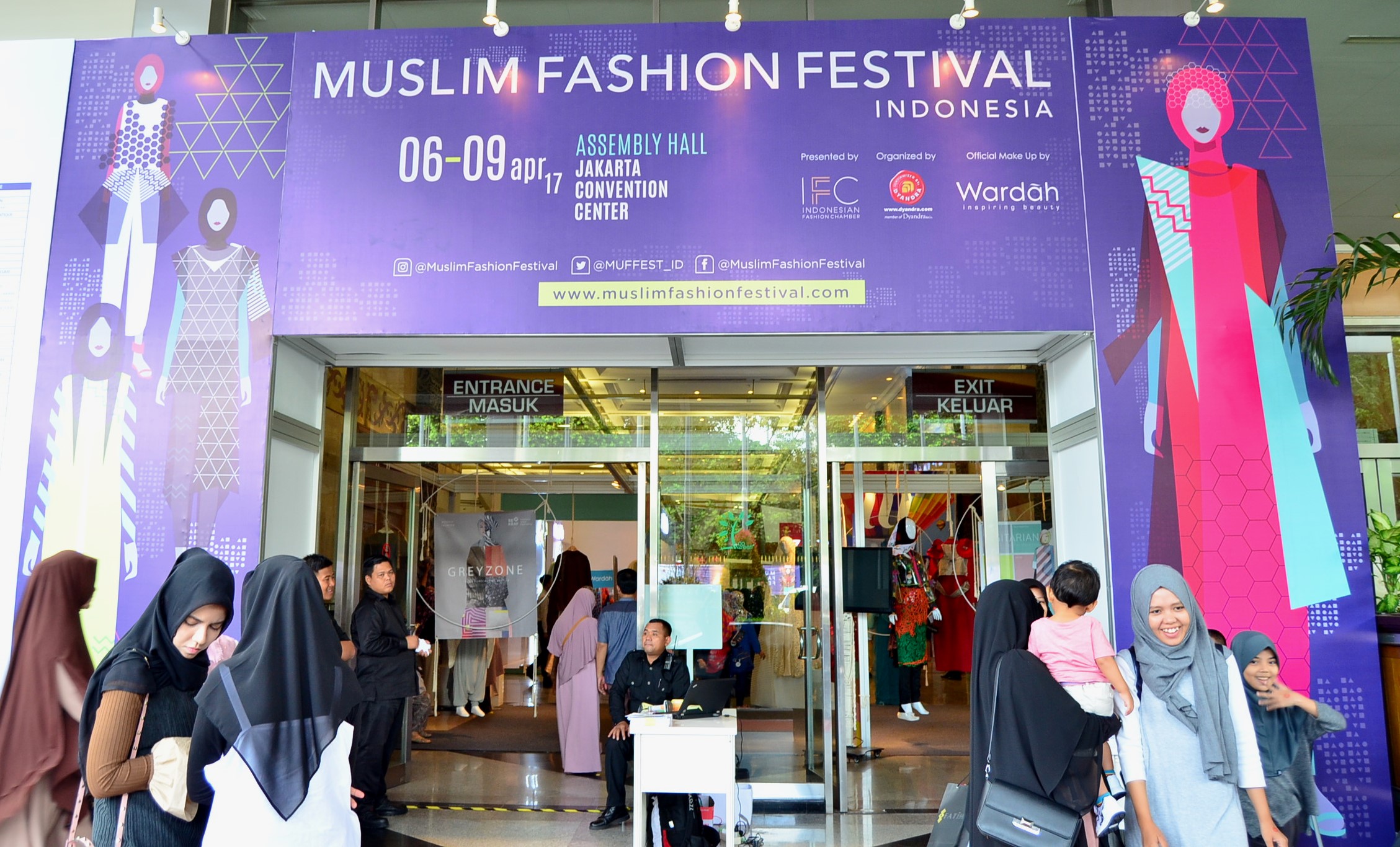 Muslim Fashion Festival (MUFFEST) Indonesia 2017 Gandeng MNC Play Sebagai Official Broadband Partner